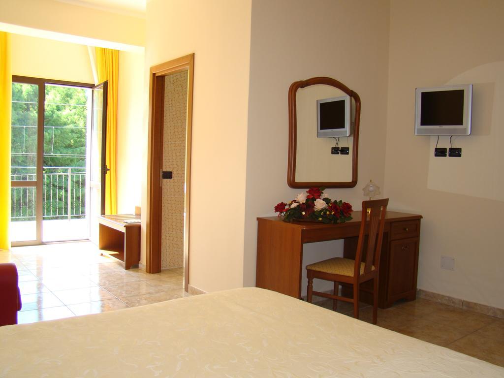 Hotel Ristorante111 Villapiana Cameră foto