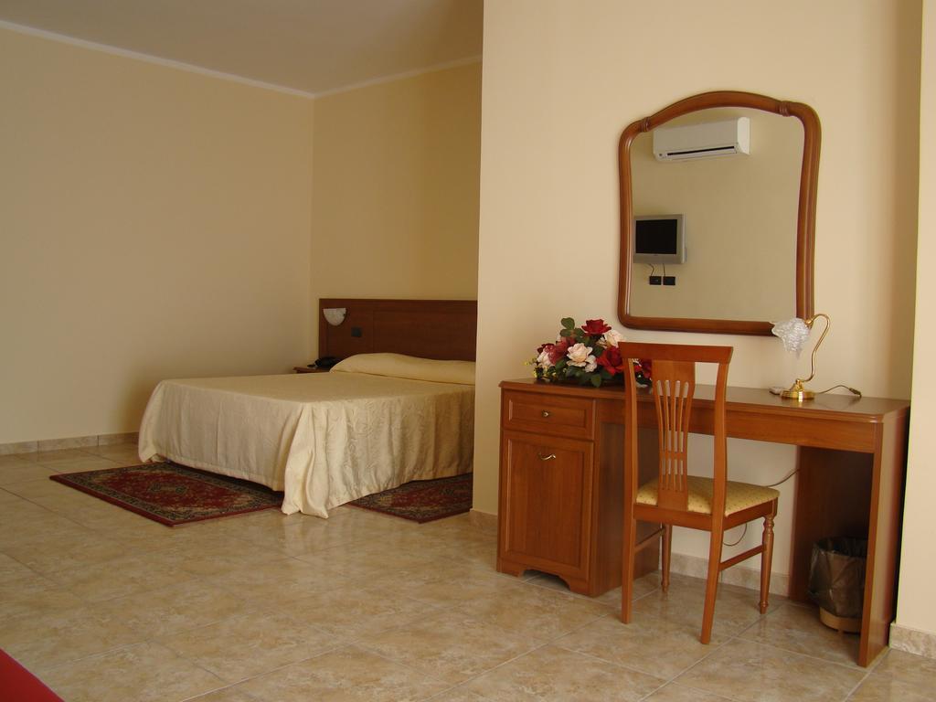 Hotel Ristorante111 Villapiana Cameră foto